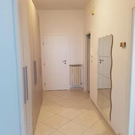 Life Apartment